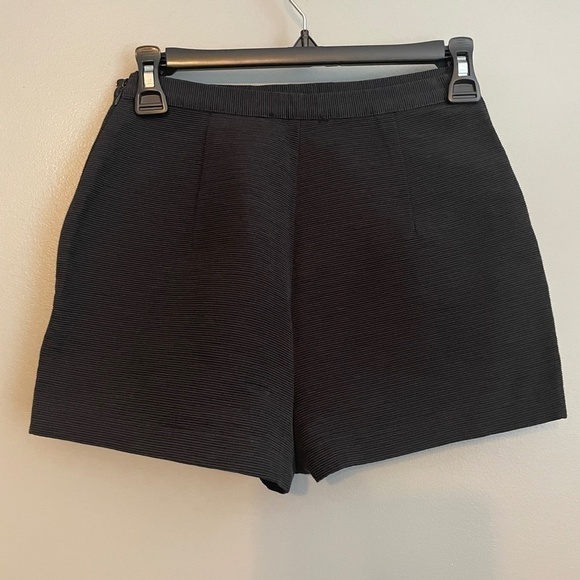 EUC Topshop Tilly Ribbed Structured Micro Skort Shorts Size 2 - Picture 6 of 7